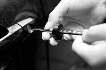 六安配汽車(chē)遙控鑰匙價(jià)格(開(kāi)鎖公司)