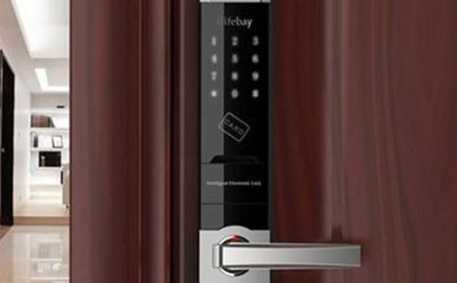 沈陽(yáng)換鎖電話（開(kāi)鎖公司上門多少錢）